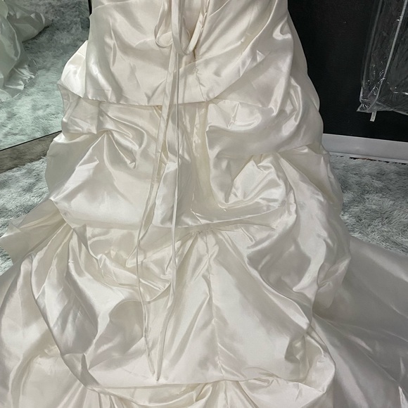 Jaqueline Exclusive #19879 Ivory Satin Wedding Gown - Picture 4 of 6